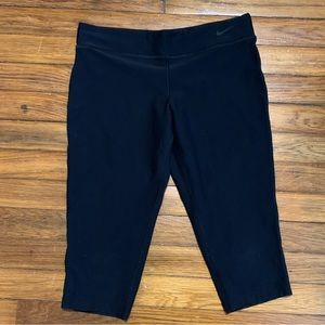 Black Nike Capris size Large